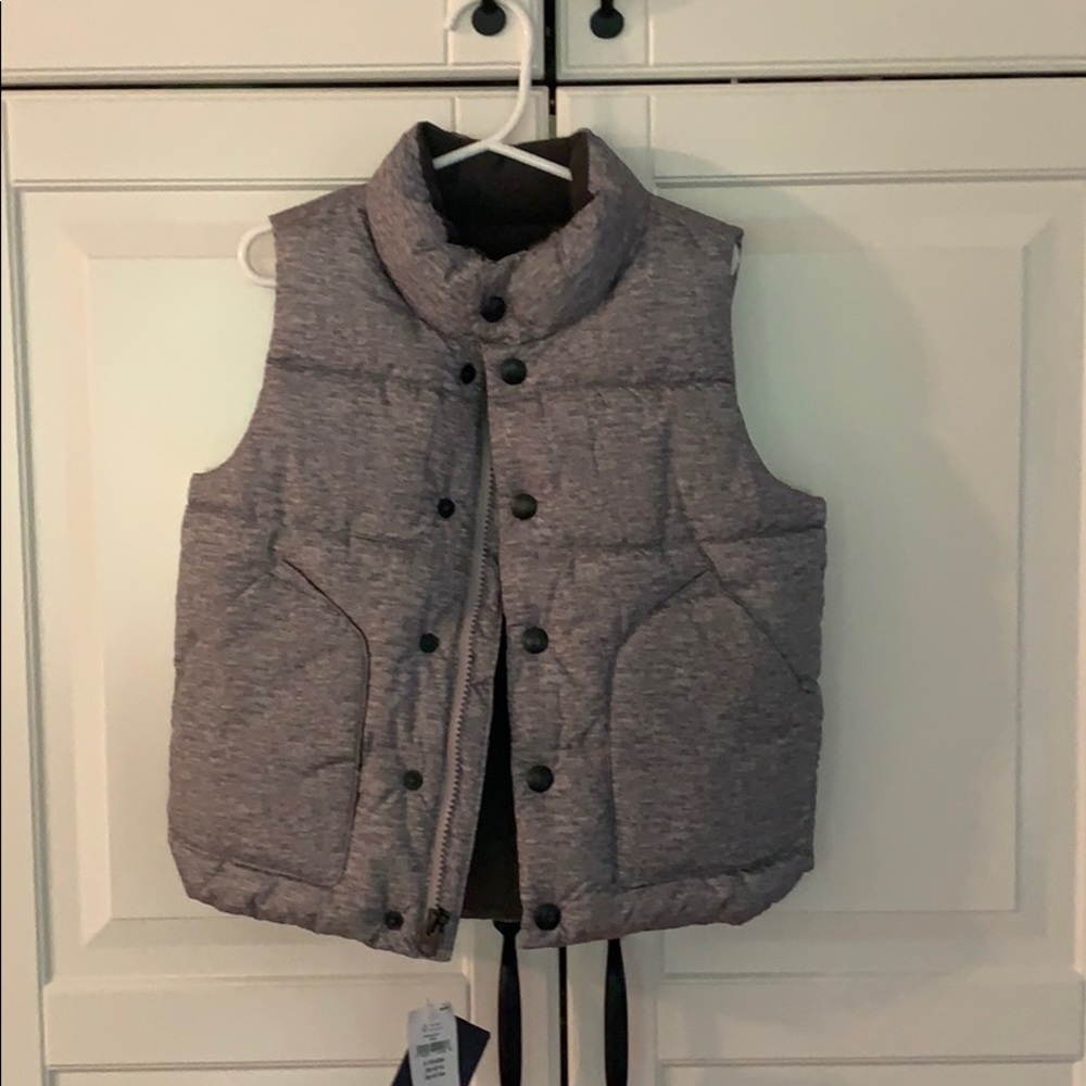 Gap 4t puffer vest NWT